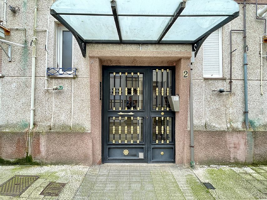 Vivienda de 2 habitaciones y un baño (todo exterior) en el centro de Santander